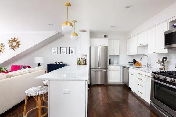 Boston, MA 02114,27 Bowdoin St #5C&D