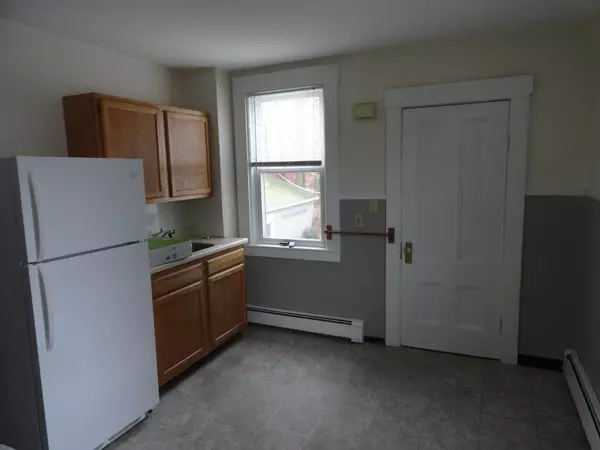 Ayer, MA 01432,70 West Main Street