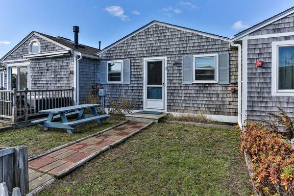 Provincetown, MA 02657,963 Commercial Street #U7