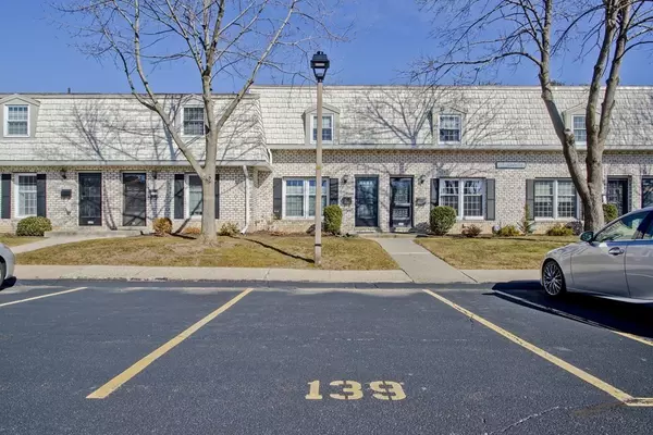 Agawam, MA 01001,139 Corey Colonial #139