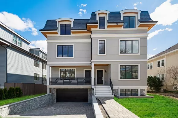 80 Verndale St #80, Brookline, MA 02446