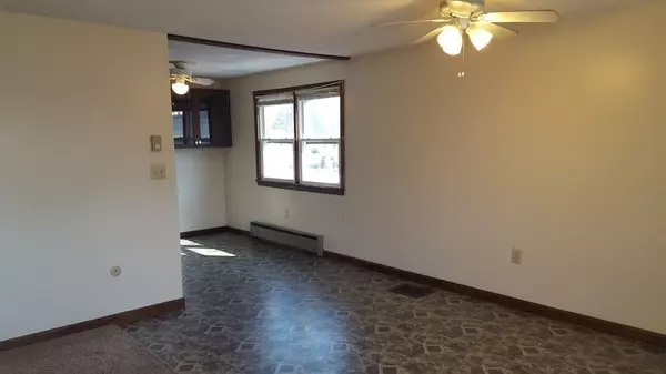 Montague, MA 01376,53-55 Turners Falls Rd