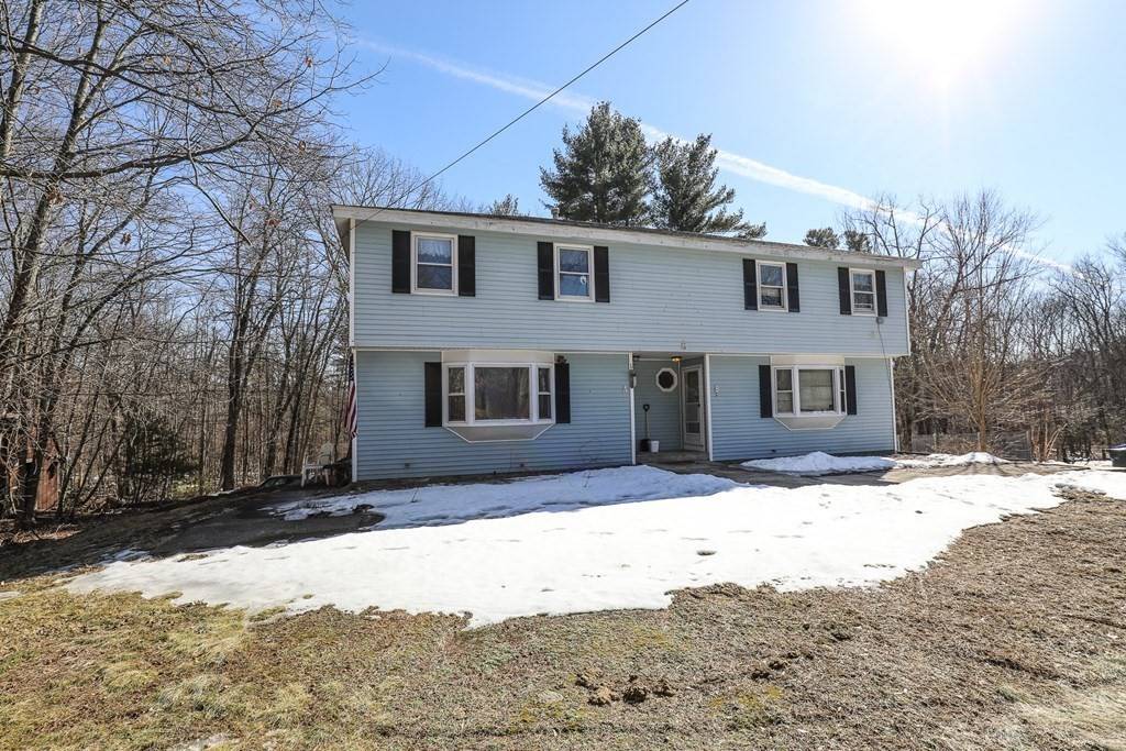 5 Nobby Ln, Hudson, NH 03051