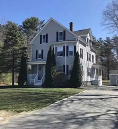 87 Lakeside Av., Lakeville, MA 02347