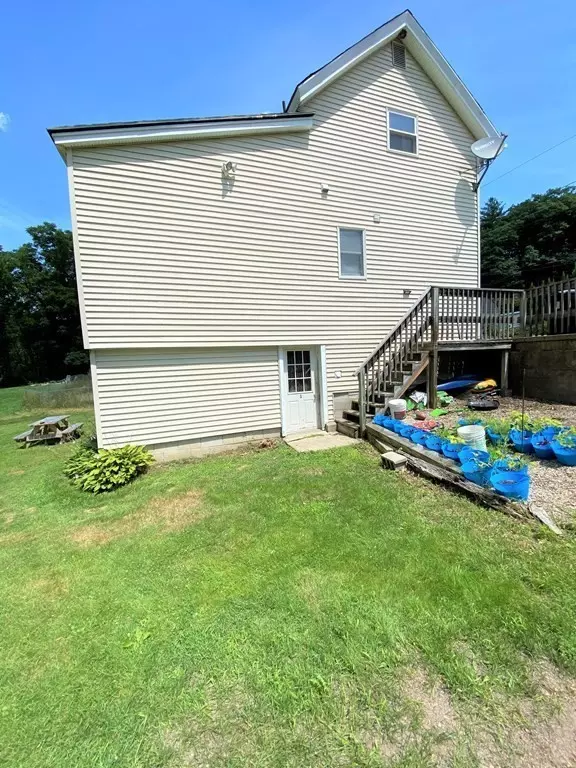 Athol, MA 01331,575 Cottage St