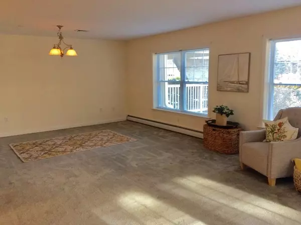 Stow, MA 01775,34 Meeting House Lane #107