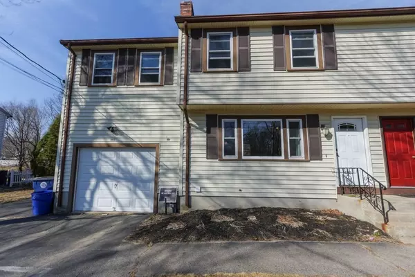 19 Evergreen St #A, Medway, MA 02053