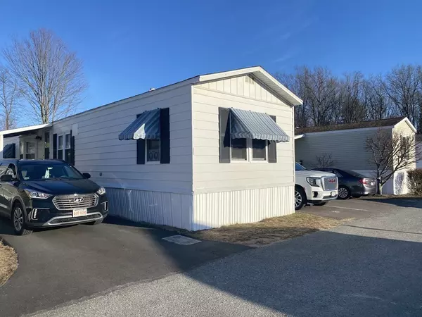 25 Groton School Rd #29, Ayer, MA 01432