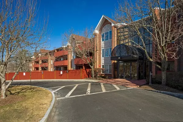 100 Rosemary Way #229, Needham, MA 02494