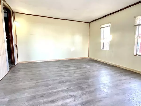 Auburn, MA 01501,113 Washington Street #14