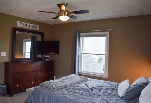 Salem, MA 01970,61 Summer St #2