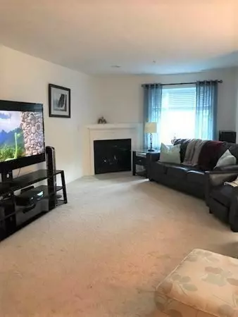 Bellingham, MA 02019,1004 Old Bridge Lane #1004