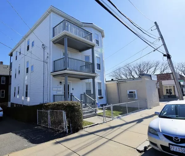 69-71 Billings Rd, Quincy, MA 02171