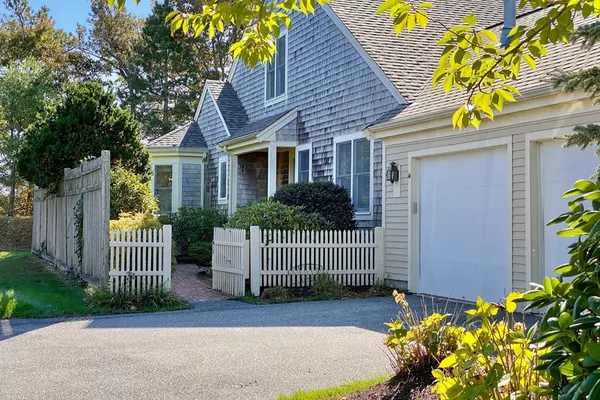 14 Old Apple Tree Trail #14, Plymouth, MA 02360