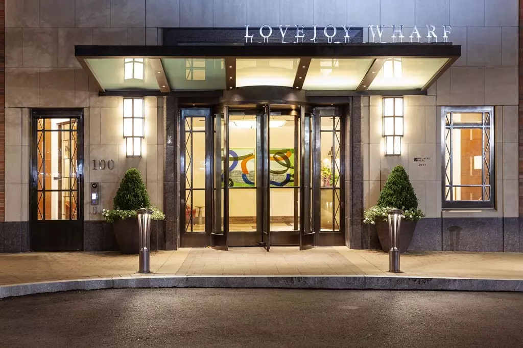 Boston, MA 02114,100 Lovejoy Wharf #8E