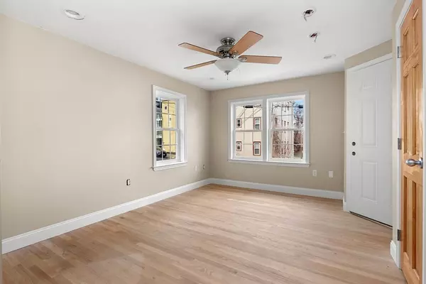 Revere, MA 02151,35 Atlantic Ave