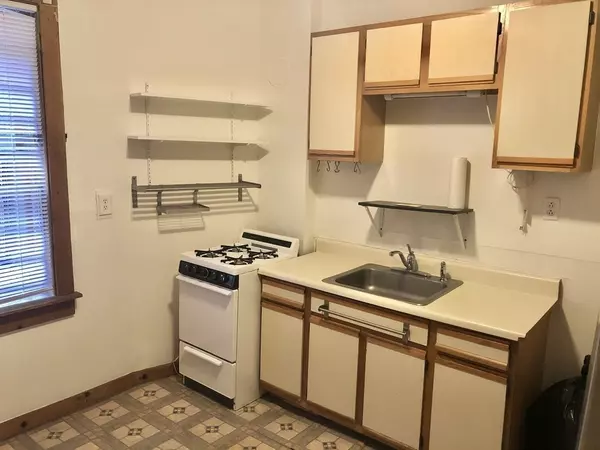Boston, MA 02114,31 Irving St #1