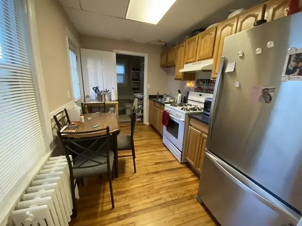Saugus, MA 01906,16 Jackson St