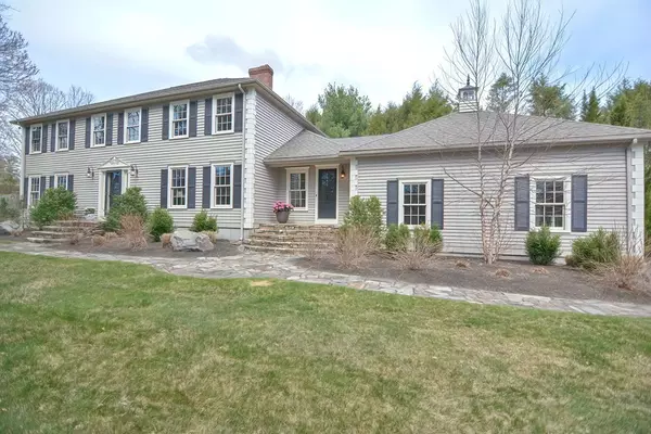 2 Donnelly Drive, Medfield, MA 02052