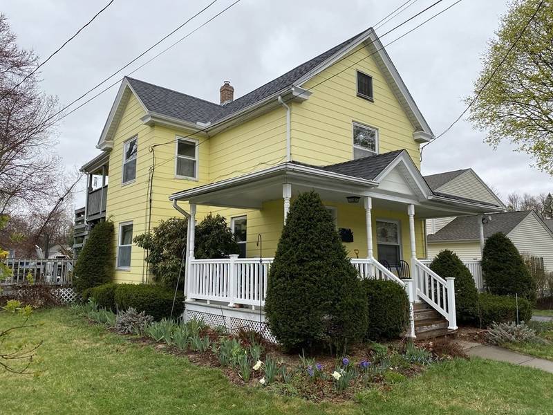 264 Davis St, Greenfield, MA 01301