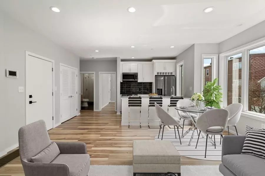 254-256 Everett #1, Boston, MA 02128
