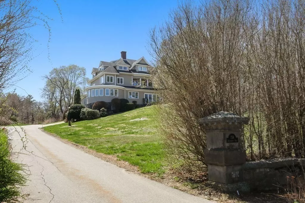 Cohasset, MA 02025,756 Jerusalem Road #4