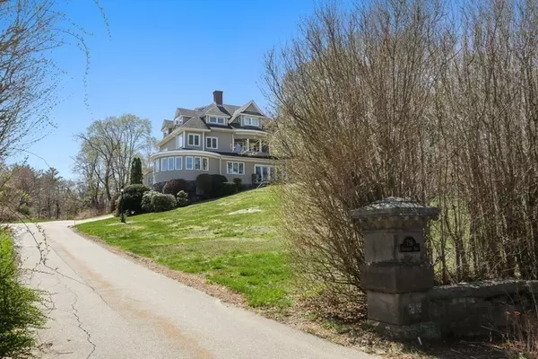 756 Jerusalem Road #4, Cohasset, MA 02025