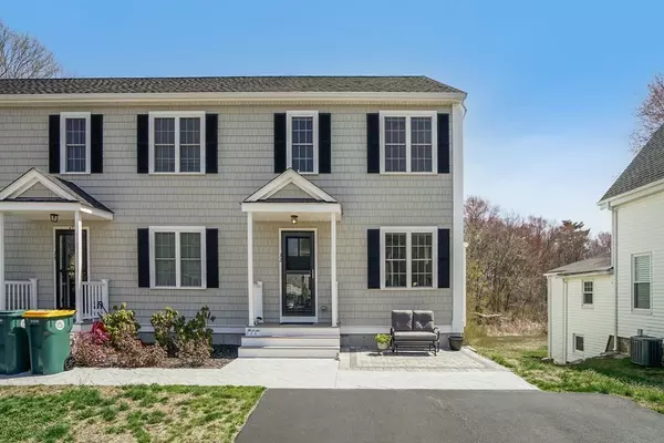 32 Suffolk St #32, Abington, MA 02351
