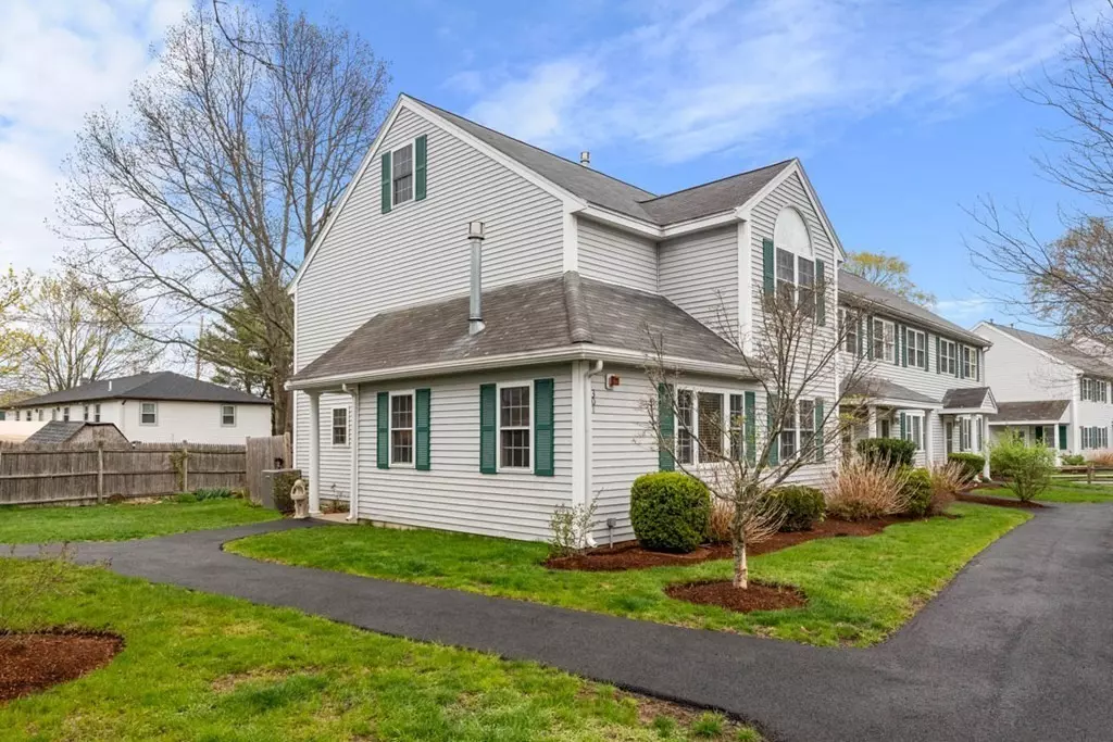 Ipswich, MA 01938,301 Lilac Meadows Way #301