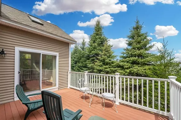 Clinton, MA 01510,105 Candlewood Ln #105
