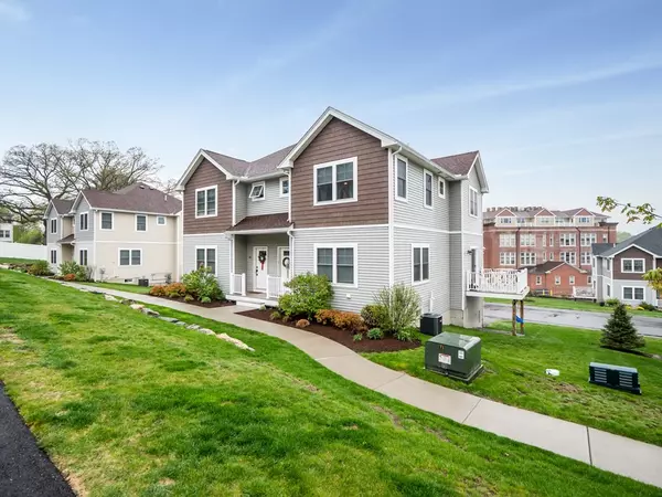 Clinton, MA 01510,66 Oak Street #66