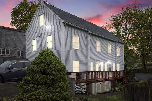 17 Summit St #17, Salem, MA 01970