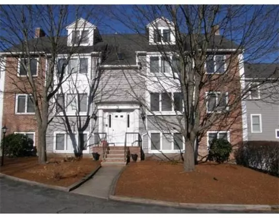 84 Walpole St #3J, Canton, MA 02021