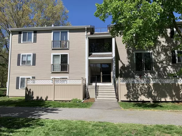 5 Village Way #18, Natick, MA 01760