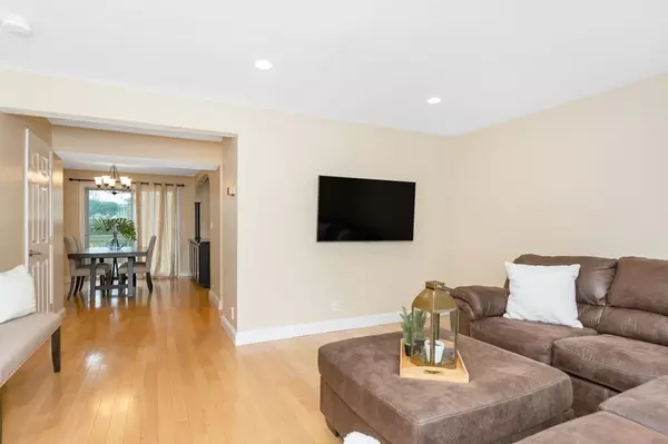 Saugus, MA 01906,903 Lewis O Gray Dr #903