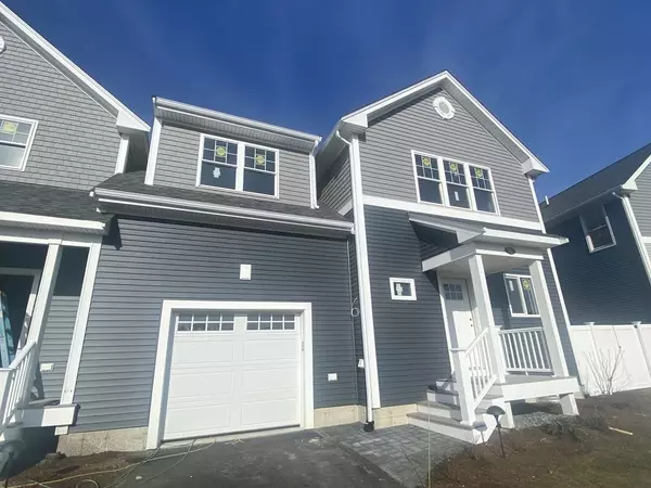 Bourne, MA 02562,7 Wildwood Lane #C