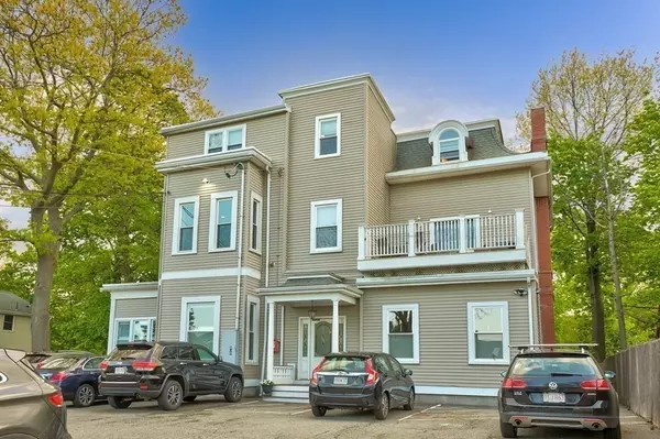 39 Chestnut Street #1L, Stoneham, MA 02180