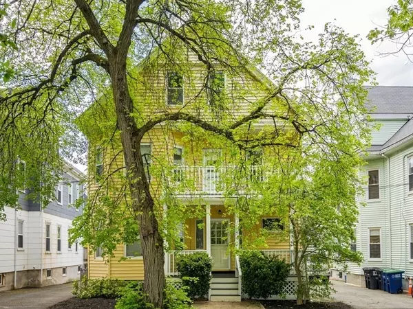 42 Banks St #3, Somerville, MA 02144