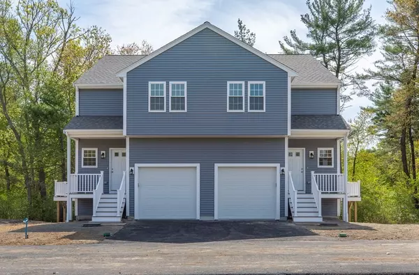 55 Hamlen St #4A, Taunton, MA 02780