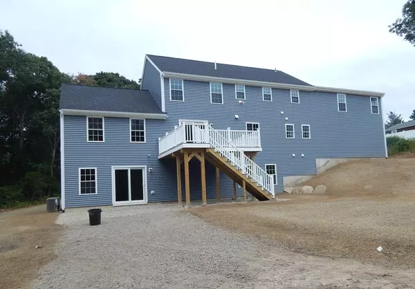 Bourne, MA 02562,105 Williston Rd