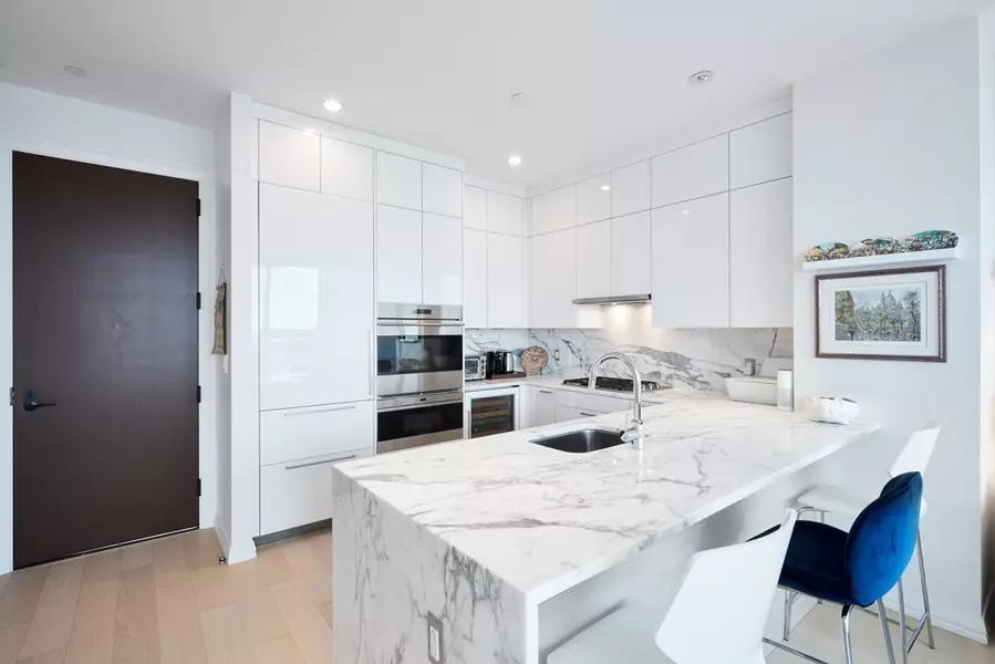 1 Franklin Street #4209, Boston, MA 02110