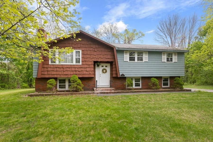 24 Baldpate Rd, Georgetown, MA 01833