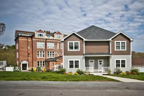 29 Eagle Nest #29, Clinton, MA 01510