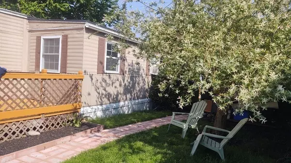 Chelmsford, MA 01824,270 Littleton Rd #174