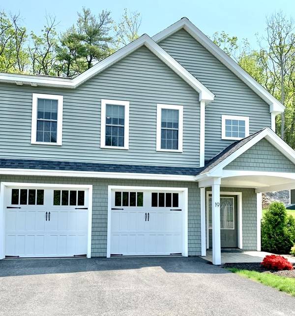 19 Honeycrisp Way #19, Sterling, MA 01564