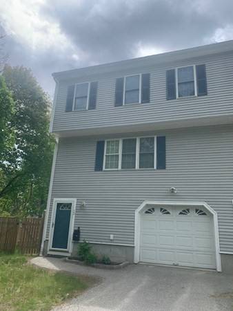 32 Central Ave #1, Dudley, MA 01571