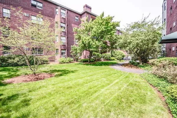 Waltham, MA 02451,16 Winter St., ##14B