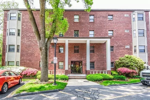 16 Winter St., ##14B, Waltham, MA 02451