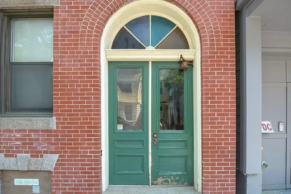 Boston, MA 02128,223 Paris St