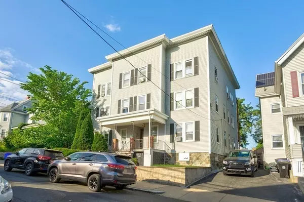 58 Meridian St #2R, Malden, MA 02148